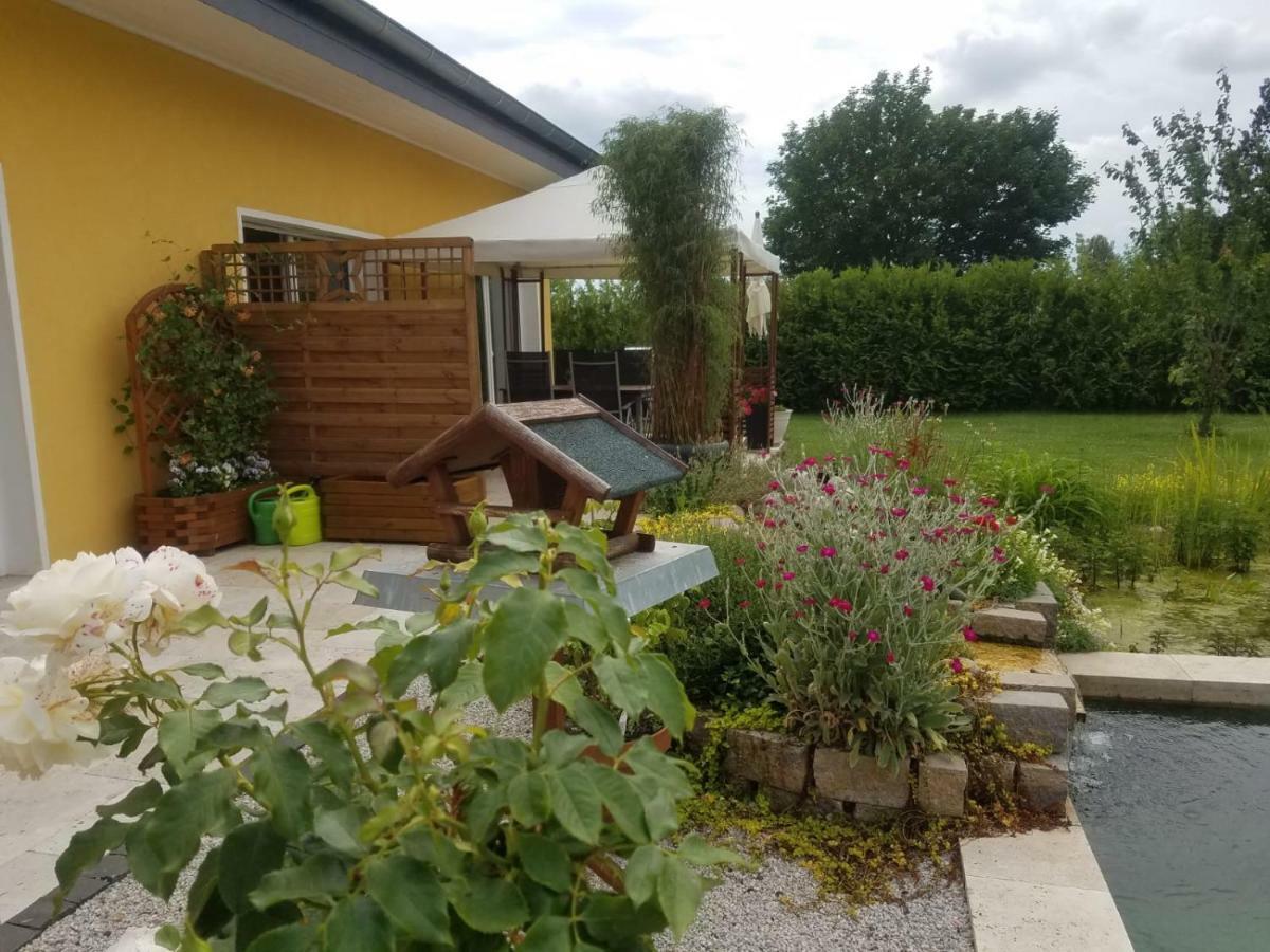 Ferienhaus Zum Imker Velten Exteriér fotografie