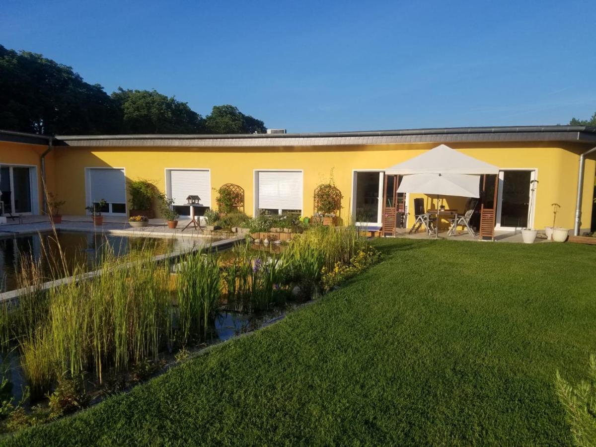 Ferienhaus Zum Imker Velten Exteriér fotografie