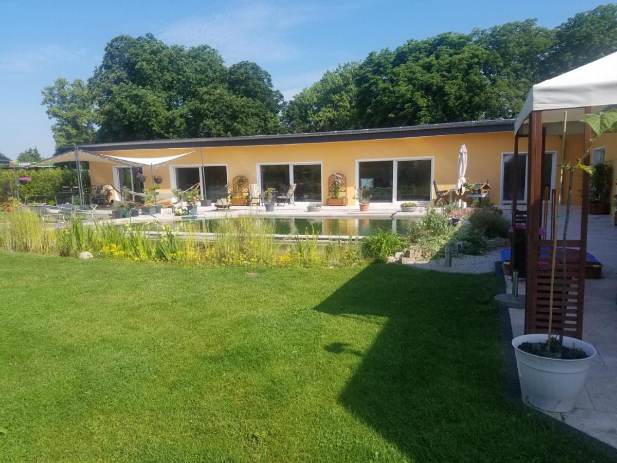 Ferienhaus Zum Imker Velten Exteriér fotografie